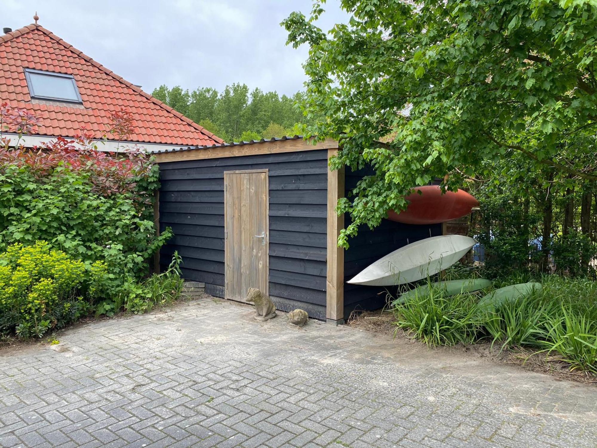 Villa Riverside Met Hottub, Eigen Aanlegsteiger, Zwemtrap, Trampoline En Kano'S Zeewolde Exteriör bild