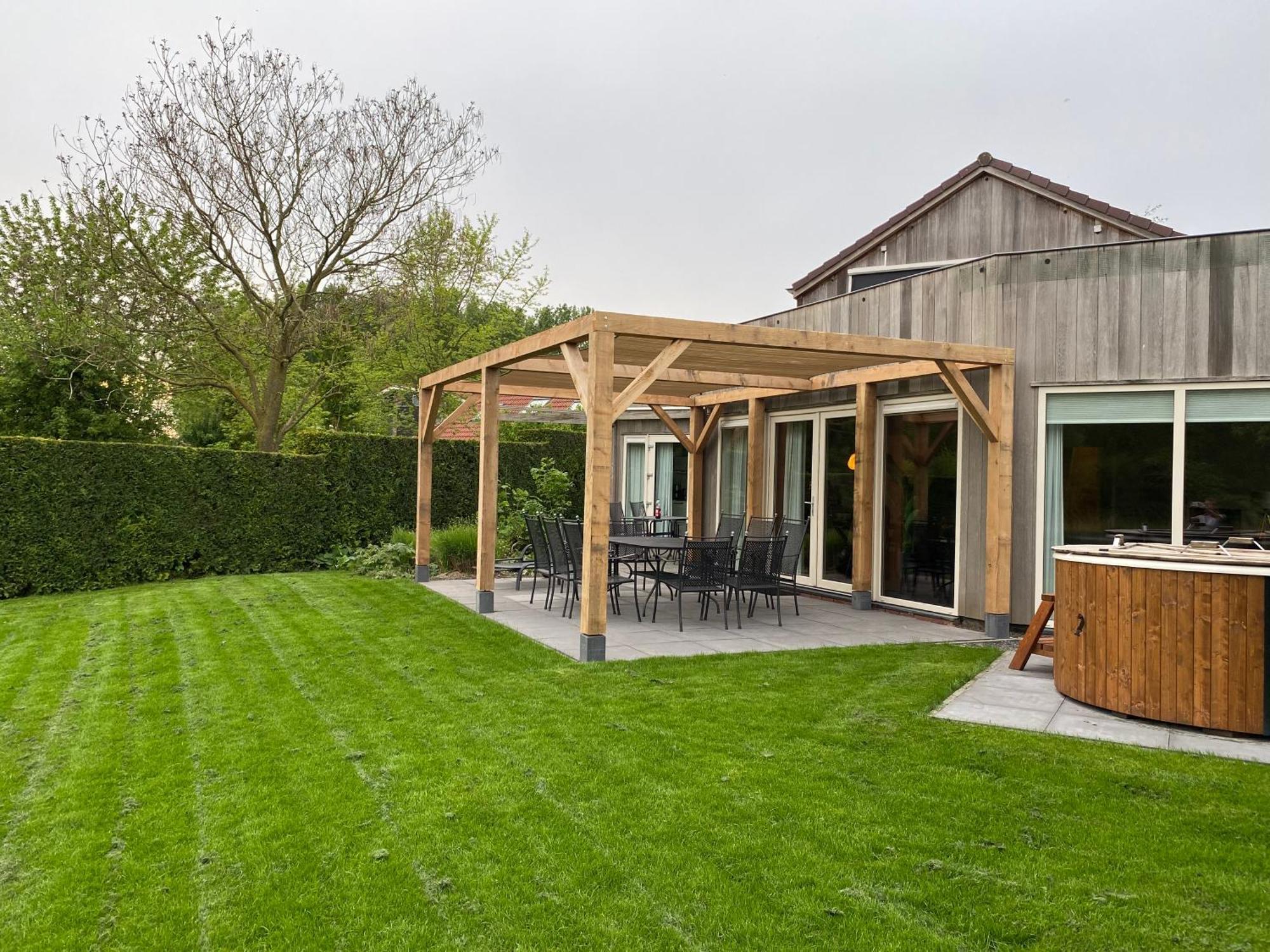 Villa Riverside Met Hottub, Eigen Aanlegsteiger, Zwemtrap, Trampoline En Kano'S Zeewolde Exteriör bild